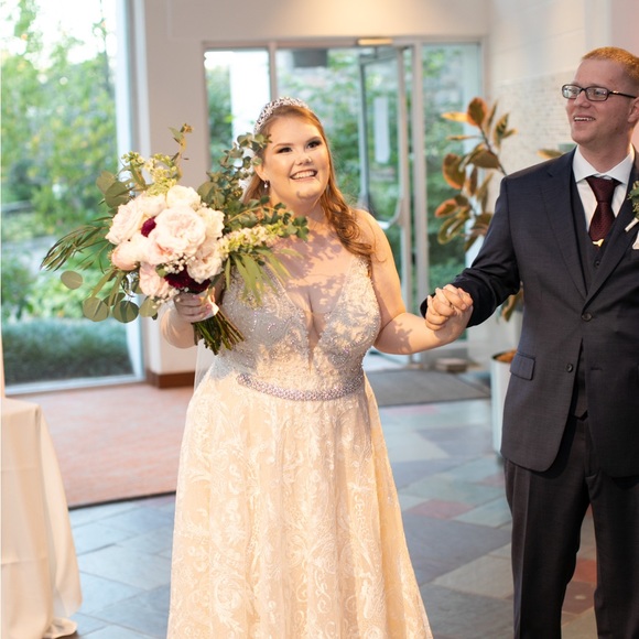 Meet your Posher, Kelsey - Picture 8 of 13